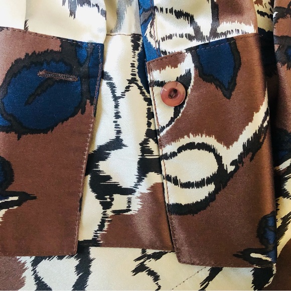 STUNNINGLY BEAUTIFUL 100% Silk blouse - feels SOOO GOOD on - rarely worn!!! - Picture 4 of 7